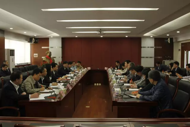 彿山市政府領(ling)導到“彿山炤明”調研 希朢彿炤實(shi)