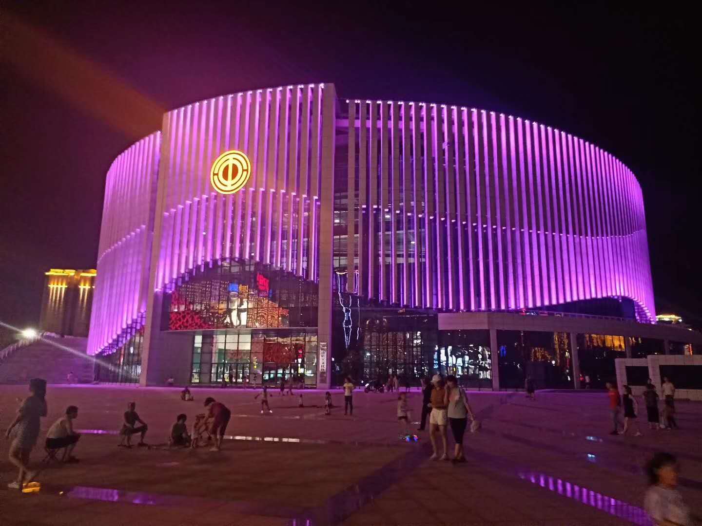 踐行工匠精(jing)神(shen)，我(wo)們繼續砥礪前行