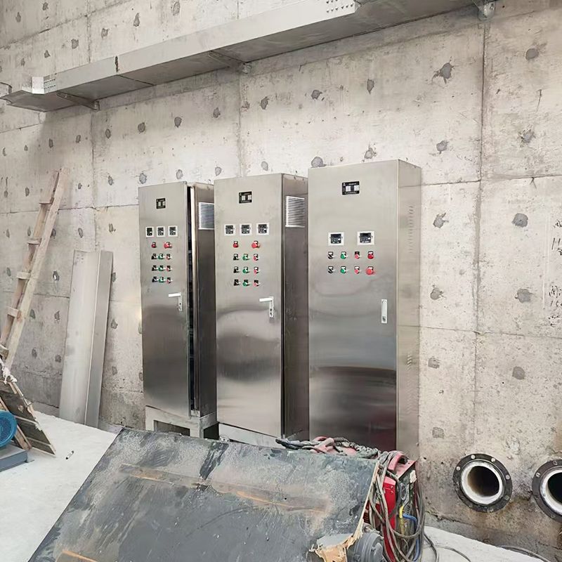 我(wo)司承(cheng)建週口市(shi)第三(san)汚水(shui)處理(li)廠(chang)順(shun)利完(wan)工(gong)