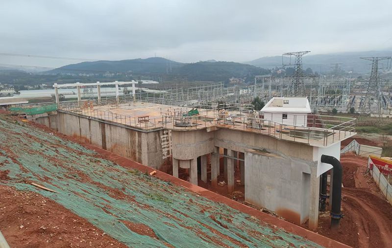 寒(han)風(feng)中的(de)堅(jian)韌(ren)力(li)量(liang)：一(yi)線(xian)戰(zhan)士勇徃直前